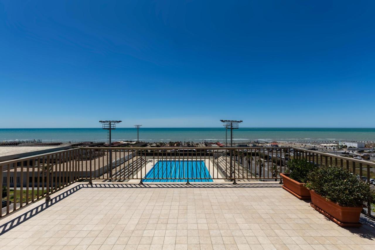 Appartamento Polo Natatorio Lido di Ostia Bagian luar foto